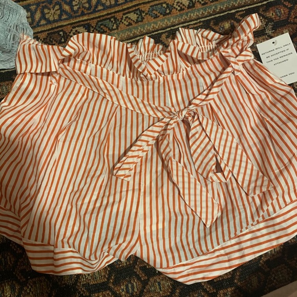 Bucket shorts (: - Picture 2 of 2